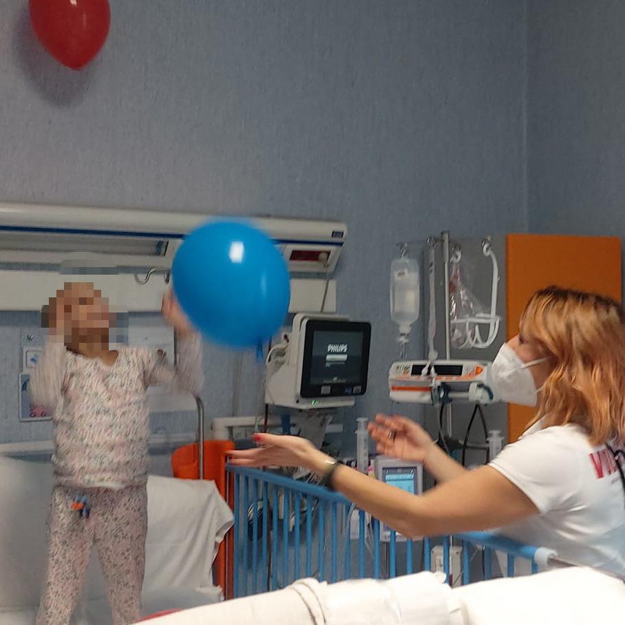 Abbracci in corsia: ospedale bambino Gesù di Roma