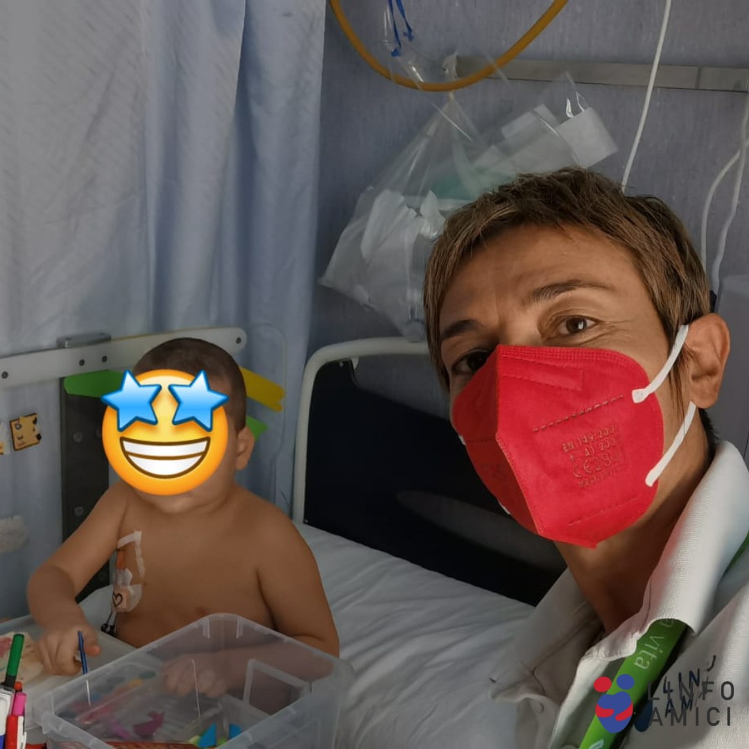 Abbracci in corsia: Reparto Pediatrico Bambino Gesù