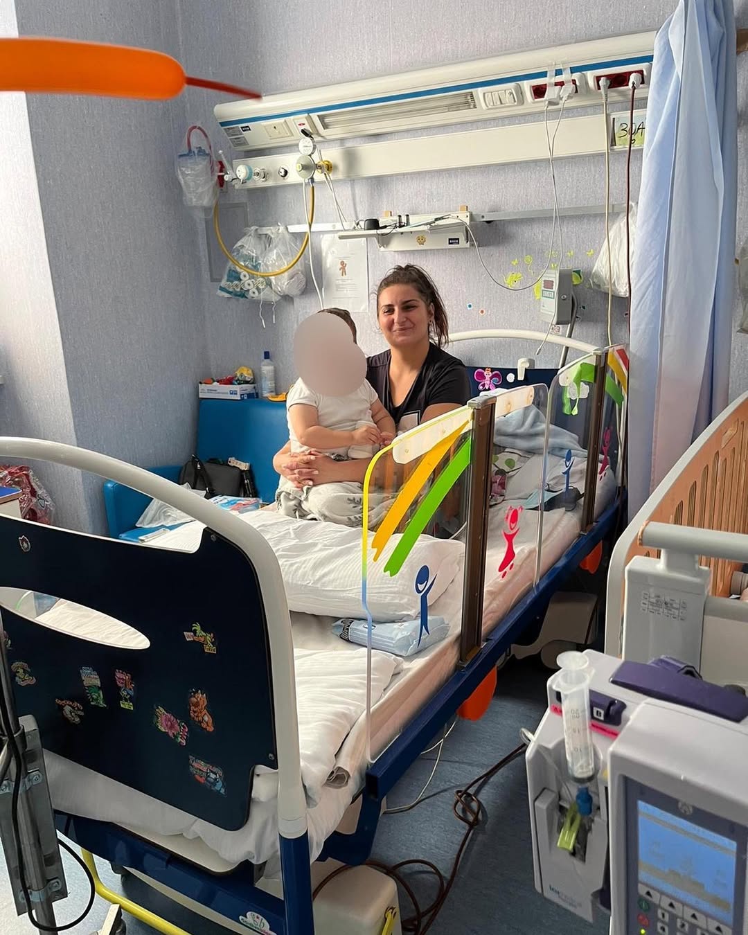 Abbracci in corsia: Ospedale Bambin Gesù